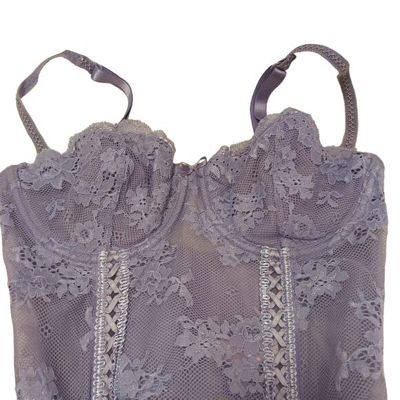 VNT Victoria's Secret CORSET SET Size 34C LAVENDER Floral Lace Romantic Bridal - Picture 10 of 14